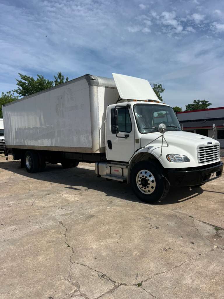 2021 FREIGHTLINER M2 106 Box Truck for sale in Fort Worth, TX — photo 3