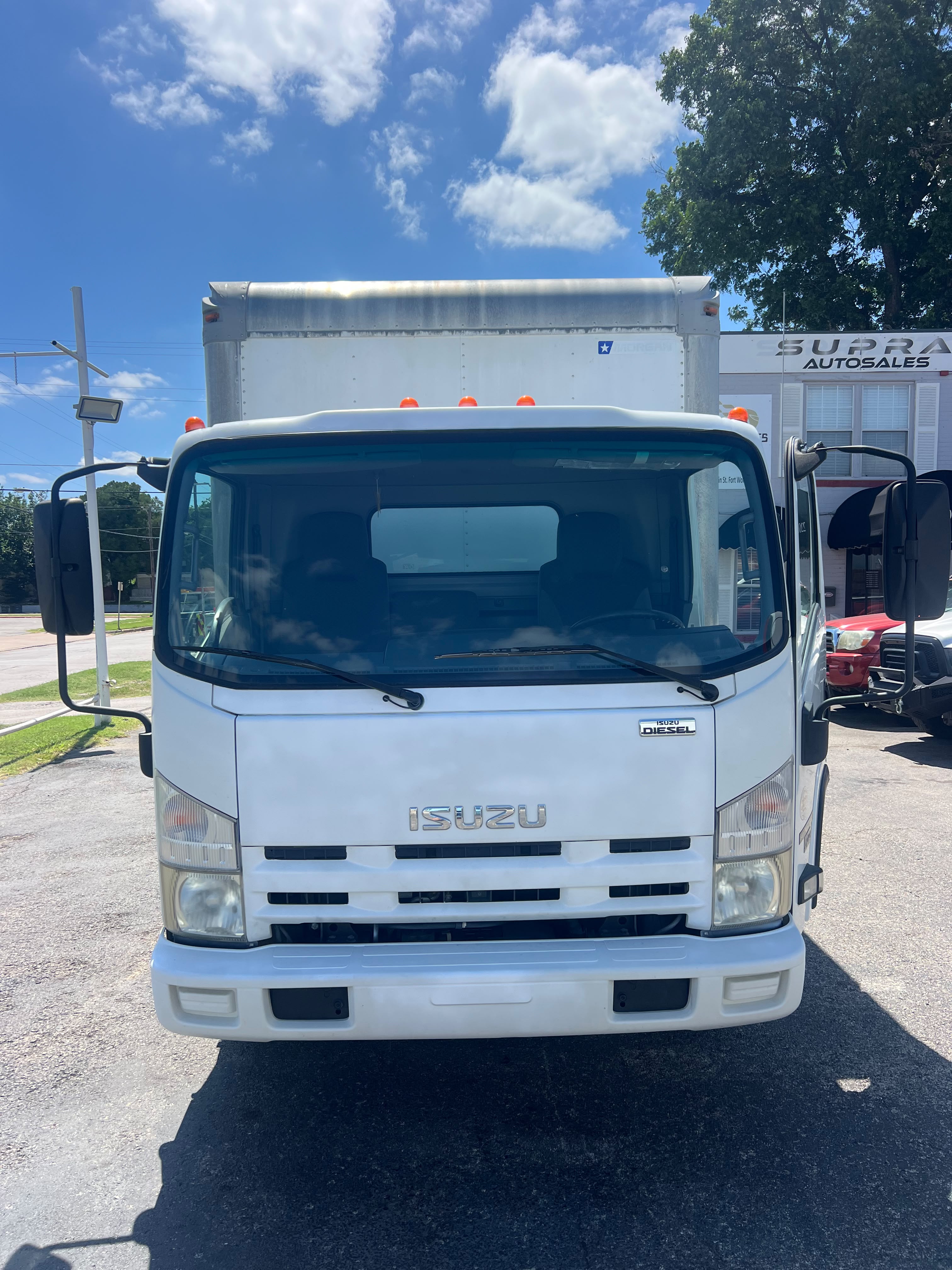 2011 IZUSU NPR HD 16FT Box Truck for sale in Fort Worth, TX — photo 4