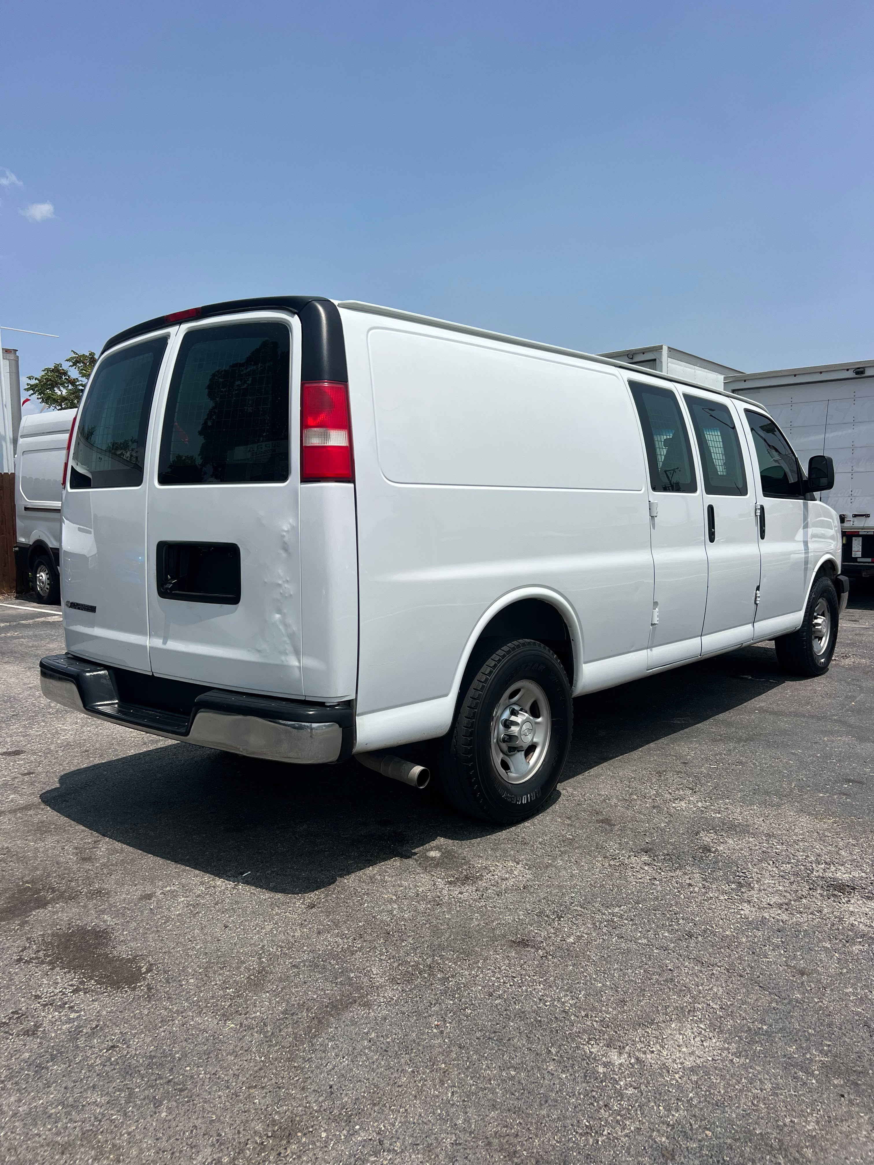 2019 CHEVROLET EXPRES G2500 Cargo Van for sale in Fort Worth, TX — photo 3