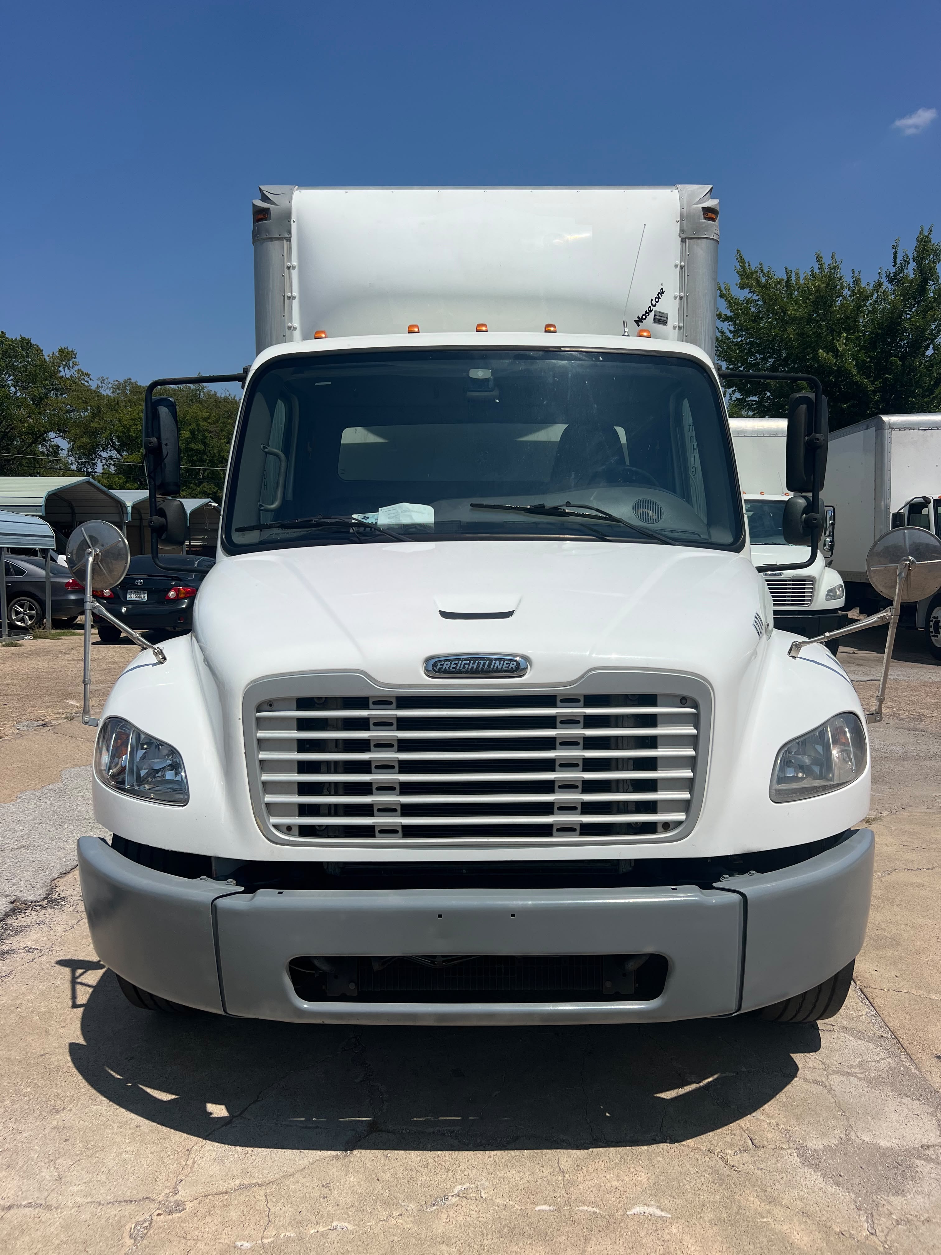 2017 FREIGHTLINER M2 106 26FT Box Truck for sale in Fort Worth, TX — photo 3