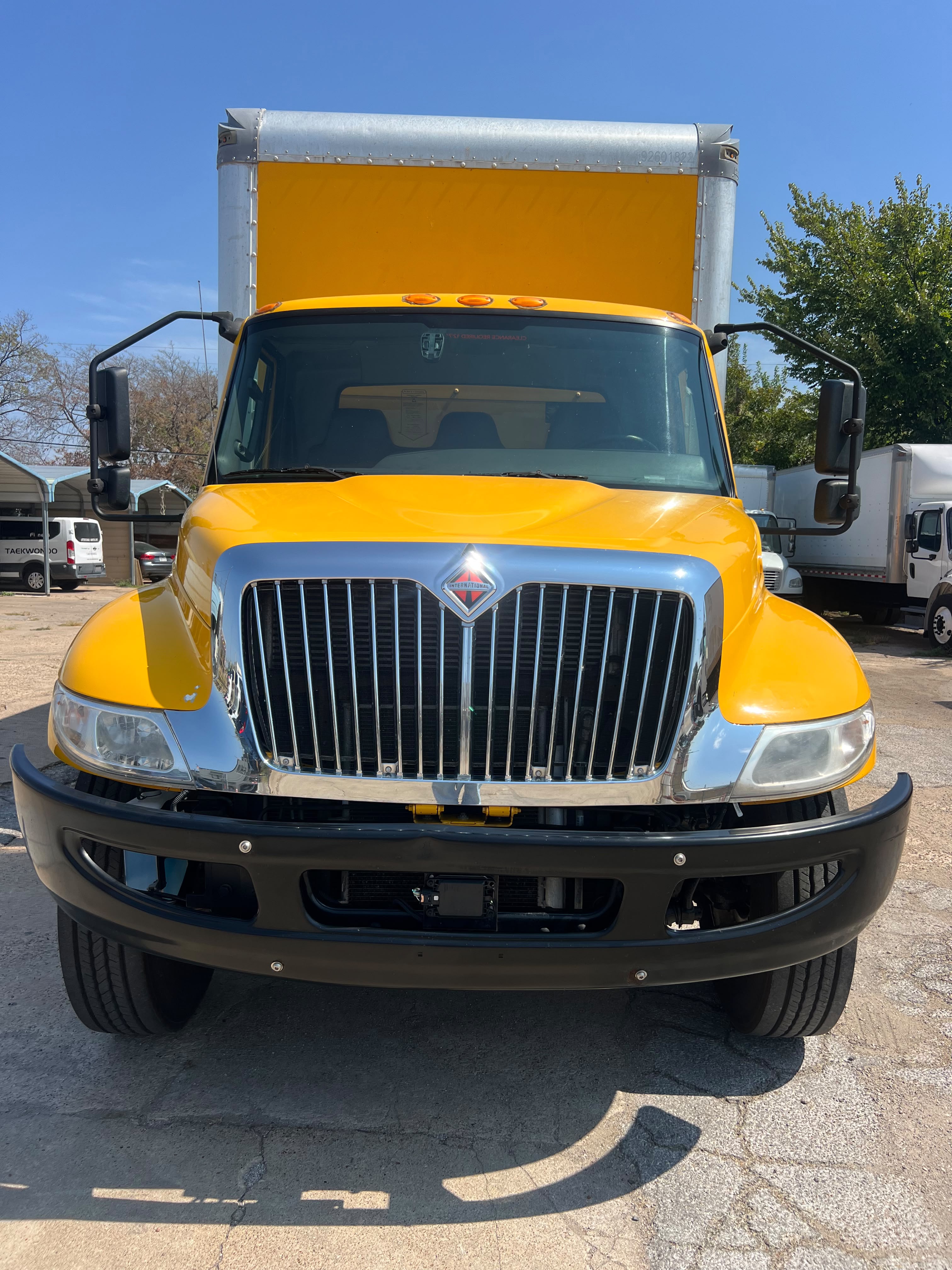 2021 INTERNATIONAL MV607 26FT Box Truck for sale in Fort Worth, TX — photo 3