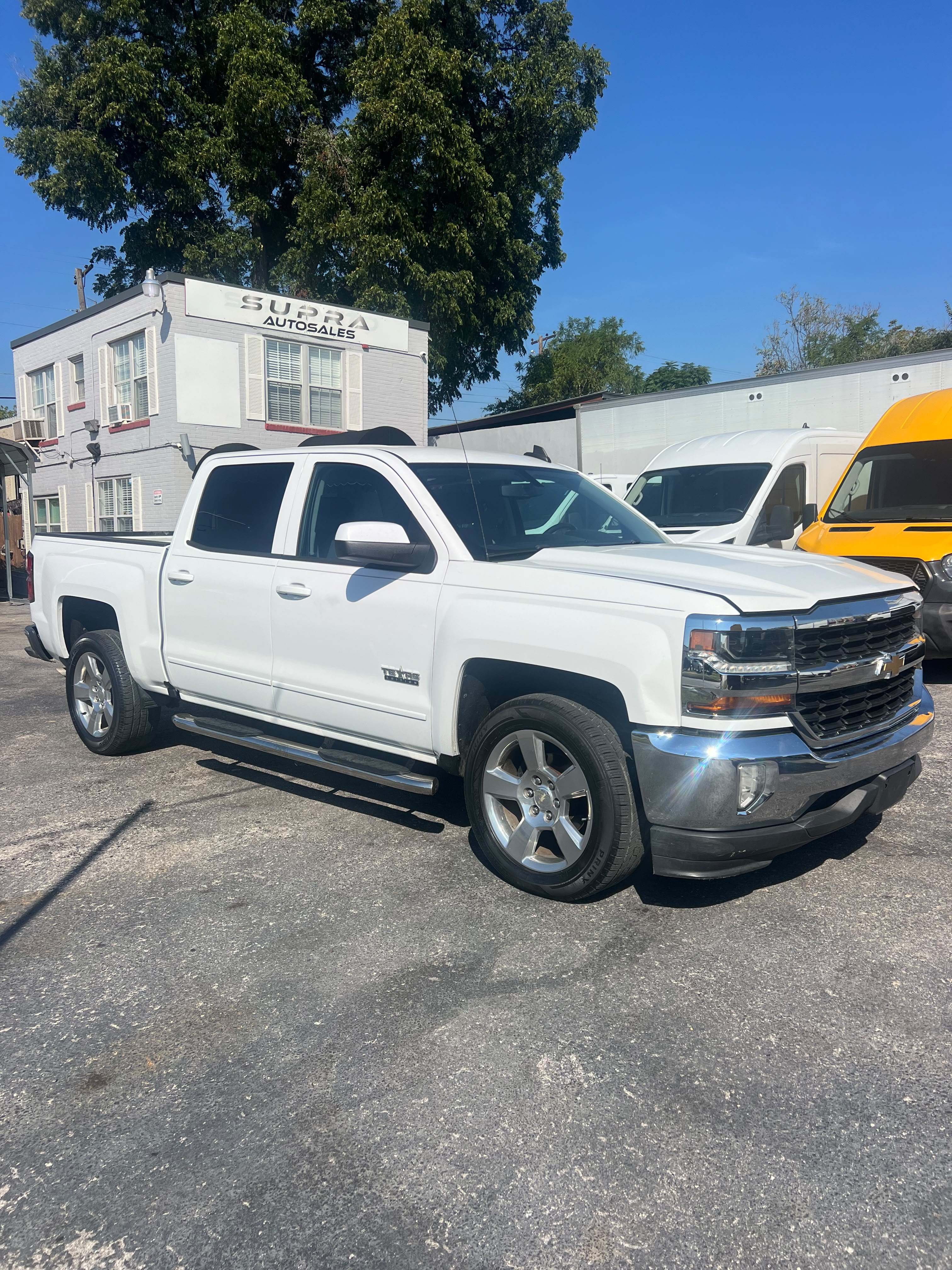 2018 CHEVROLET 1500 4X2 Truck for sale in Fort Worth, TX — photo 2